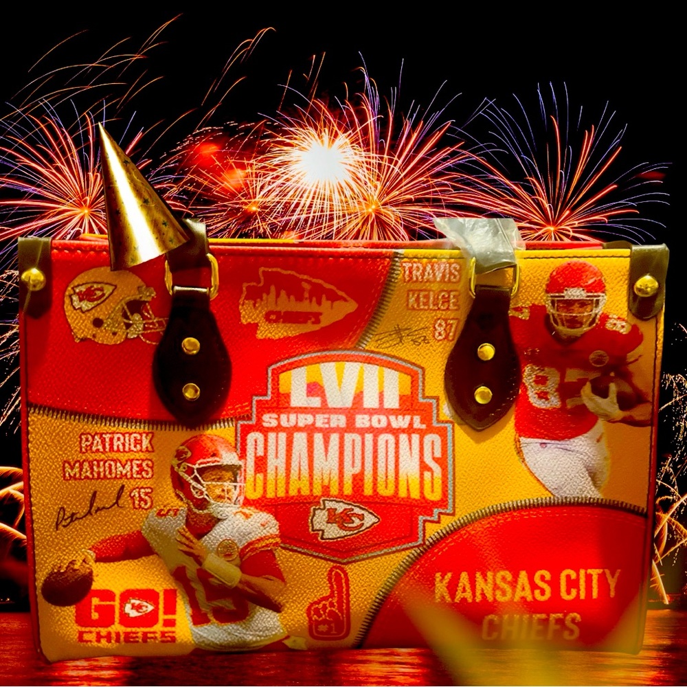 Chiefs purses